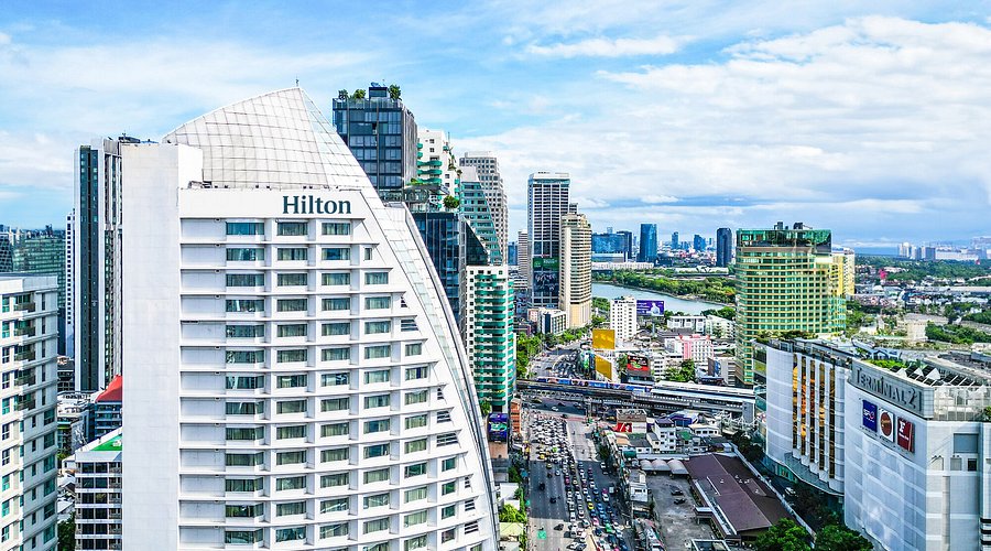 Hilton Bangkok Grande Asoke Exterior View